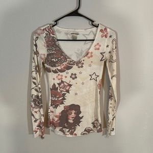 Woman’s lucky brand extra small, long sleeve shirt / top
